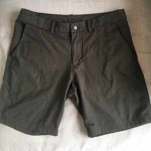 Men’s Lululemon Chino Commission Short (9in) 34W